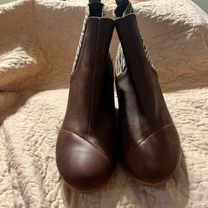 Toms leather and zebra bootie